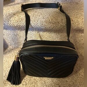 Victoria’s Secret Chevron Belt Black V-Quilted Fanny Pack